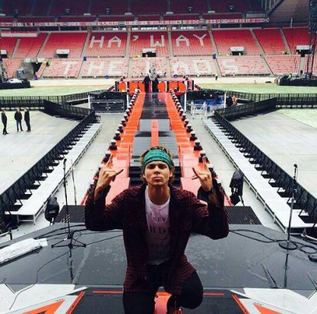 Ashton!
